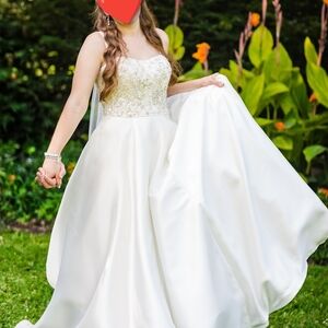 Oleg Cassini Ivory White Satin Beaded Ball Gown Wedding Dress